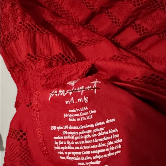 NWOT Free People Movement Take On Me Layer Top - Winterberry Size M/L - Picture 7 of 9